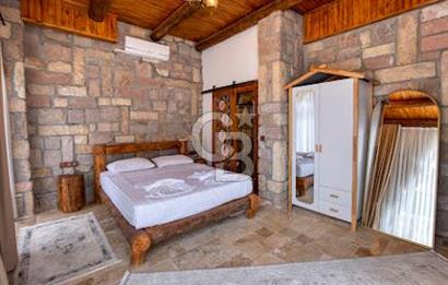 MUĞLA FETİYE SATILIK LÜKS VİLLA