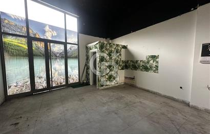 İZMİR FOÇA ILIPINAR KİRALIK DÜKKAN MAĞAZA ANAYOL ÜZERİ VİTRİNLİ