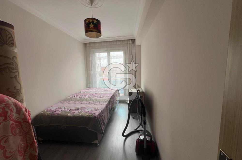 Bozyaka'da Teraslı Geniş 2+1 Kapalı Mutfaklı Ferah Daire