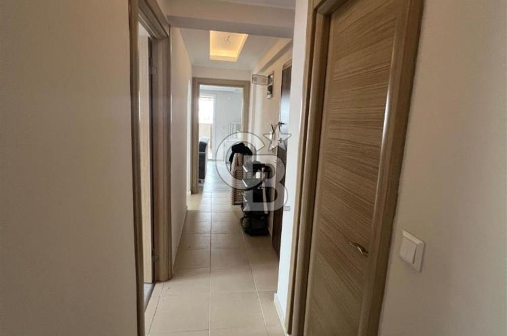 Bozyaka'da Teraslı Geniş 2+1 Kapalı Mutfaklı Ferah Daire