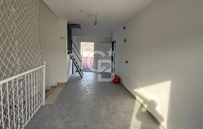 ETİMESGUT HİKMET ÖZER CADDESİ CEPHELİ KOMPLE SATILIK BİNA