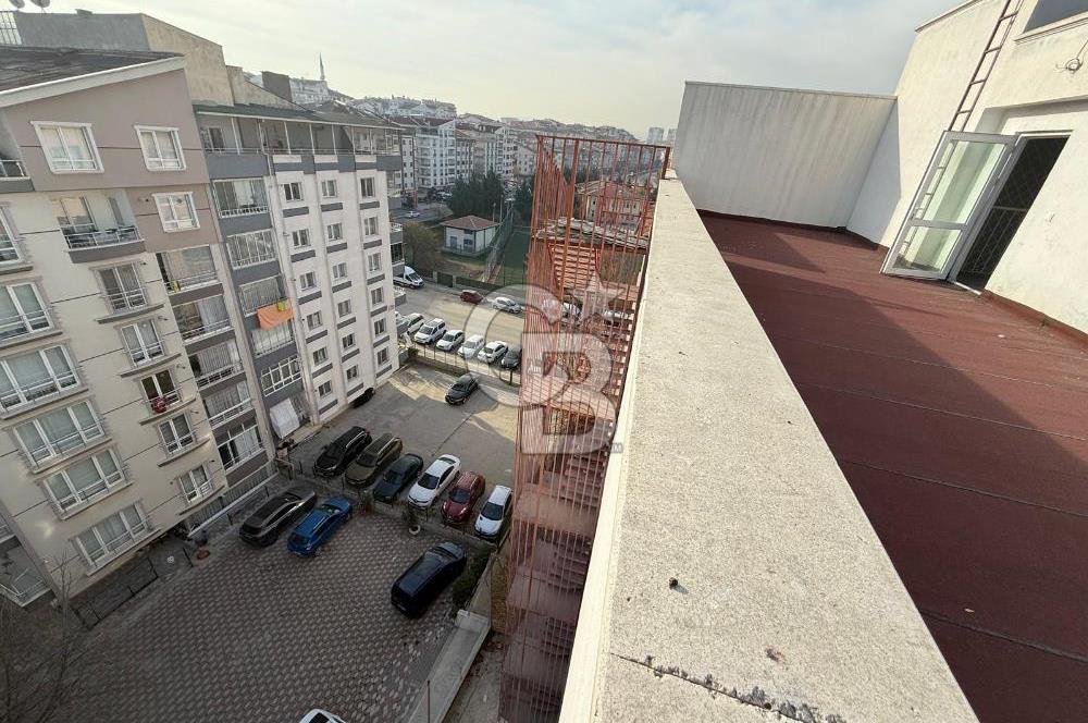 ETİMESGUT HİKMET ÖZER CADDESİ CEPHELİ KOMPLE SATILIK BİNA