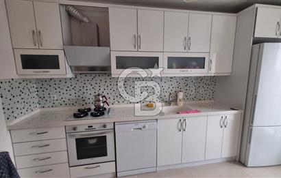 Bozyaka'da Teraslı Geniş 2+1 Kapalı Mutfaklı Ferah Daire