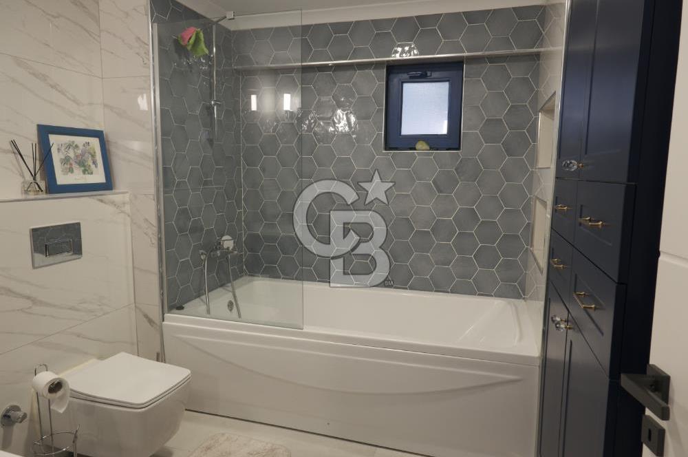 GÖLBAŞI' nda -HAVUZLU, 7/24 GÜVENLİKLİ SİTEDE SATILIK VİLLA