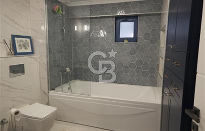 GÖLBAŞI' nda -HAVUZLU, 7/24 GÜVENLİKLİ SİTEDE SATILIK VİLLA