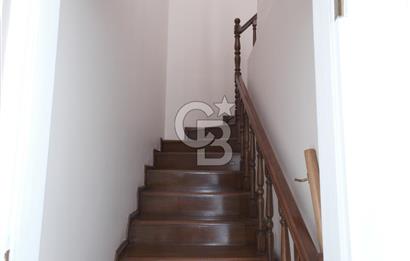 GÖLBAŞI' nda -HAVUZLU, 7/24 GÜVENLİKLİ SİTEDE SATILIK VİLLA