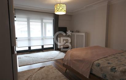 GÖLBAŞI' nda -HAVUZLU, 7/24 GÜVENLİKLİ SİTEDE SATILIK VİLLA