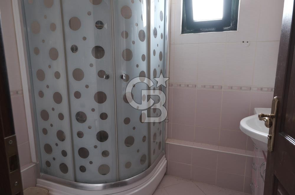 GÖLBAŞI' nda -HAVUZLU, 7/24 GÜVENLİKLİ SİTEDE SATILIK VİLLA