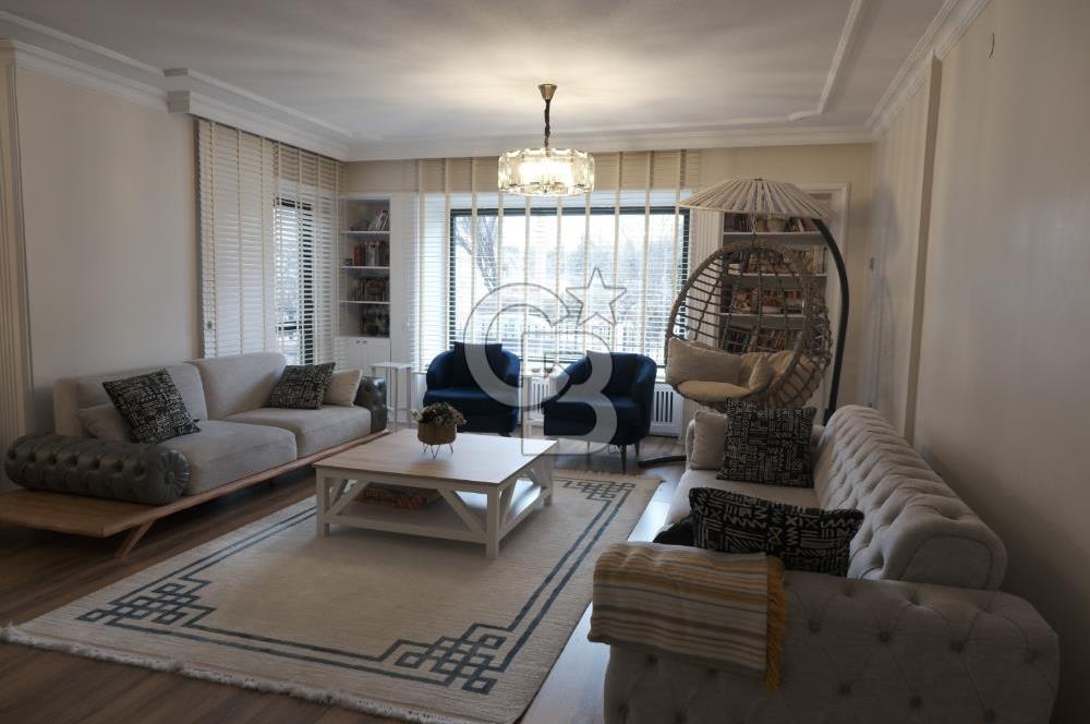 GÖLBAŞI' nda -HAVUZLU, 7/24 GÜVENLİKLİ SİTEDE SATILIK VİLLA