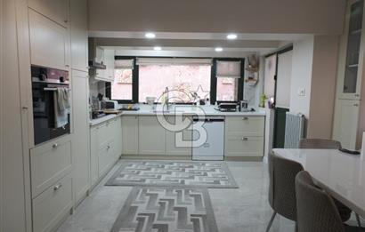 GÖLBAŞI' nda -HAVUZLU, 7/24 GÜVENLİKLİ SİTEDE SATILIK VİLLA