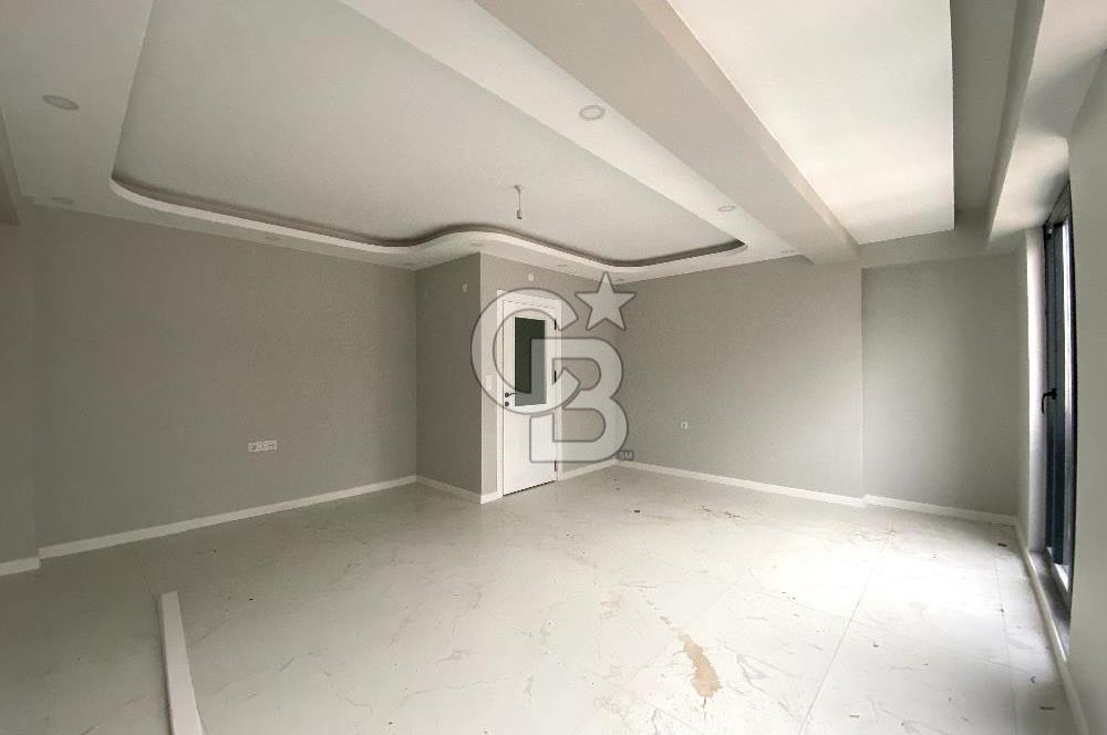 GÖLCÜK İHSANİYE MERKEZİ KONUMDA SATILIK 4+1 ÇATI DUBLEKS DAİRE