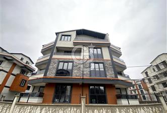 GÖLCÜK İHSANİYE MERKEZİ KONUMDA SATILIK 4+1 ÇATI DUBLEKS DAİRE - 1 - 330679