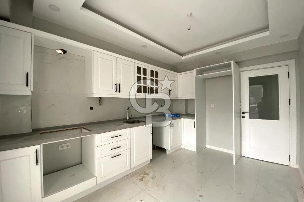 GÖLCÜK İHSANİYE MERKEZİ KONUMDA SATILIK 4+1 ÇATI DUBLEKS DAİRE