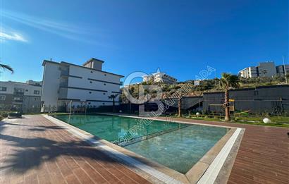 KUŞADASI DEĞİRMENDERE'DE 1+1 LÜKS DAİRE