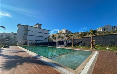 KUŞADASI DEĞİRMENDERE'DE 1+1 LÜKS DAİRE