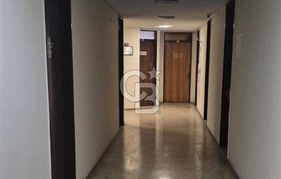 İZMİR KONAK CUMHURİYET İŞ HANI SATILIK OFİS