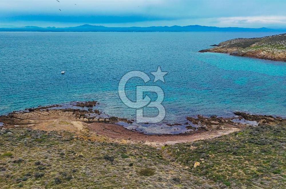 ÇANAKKALE BOZCAADA ALAYBEY DENİZE 10 METRE MESAFEDE SATILIK ARSA