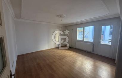 İZMİR KÜÇÜKÇİĞLİ İZBANA YAKIN MERKEZİ KONUMDA 3+1 KİRALIK DAİRE