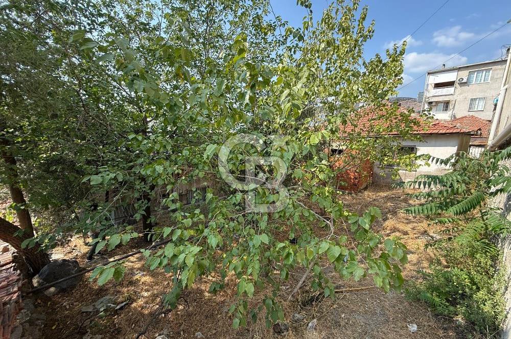 İZMİR ÇİĞLİ GÜZELTEPE'DE SATILIK ARSA