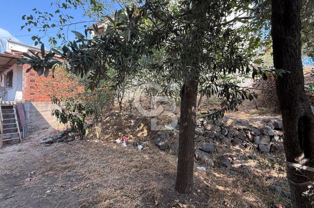 İZMİR ÇİĞLİ GÜZELTEPE'DE SATILIK ARSA