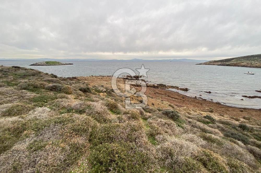 ÇANAKKALE BOZCAADA ALAYBEY DENİZE 10 METRE MESAFEDE SATILIK ARSA