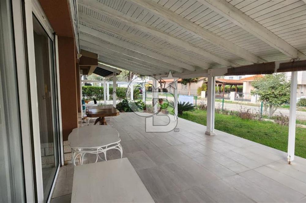 URLA ALTINKÖY ÇİFTLİK EVLERİ'NDE 3+1 DUBLEKS VİLLA