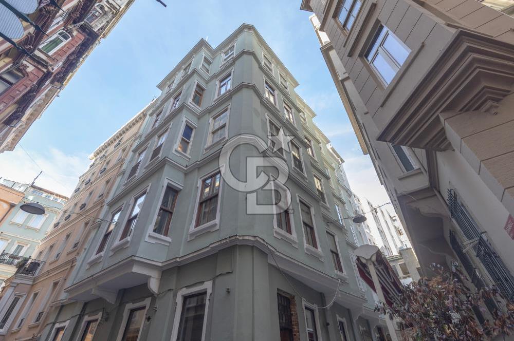 Galata'da Kuleye Yakın Yatırım Değeri Yüksek Daire