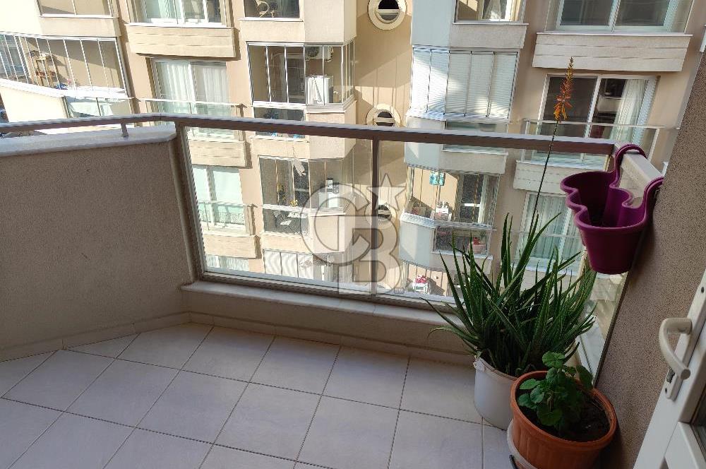 NARLIDERE'DE MERKEZİ KONUMDA 3+1 SATILIK DAİRE