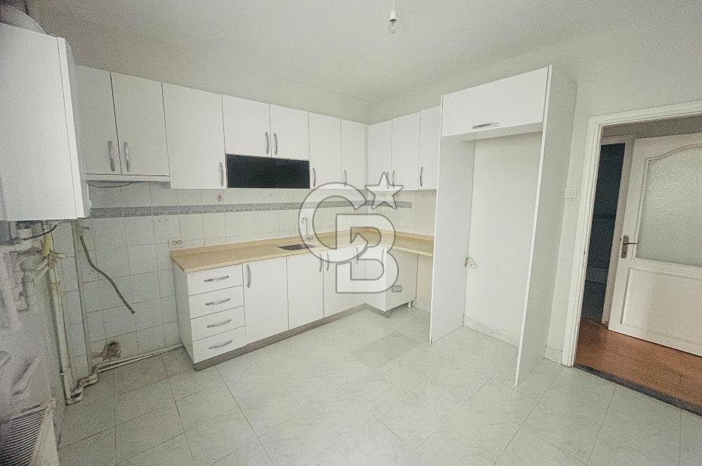 Çamlıca da Geniş Ferah 145 M2 3+1 Kiralık Kombili Daire 