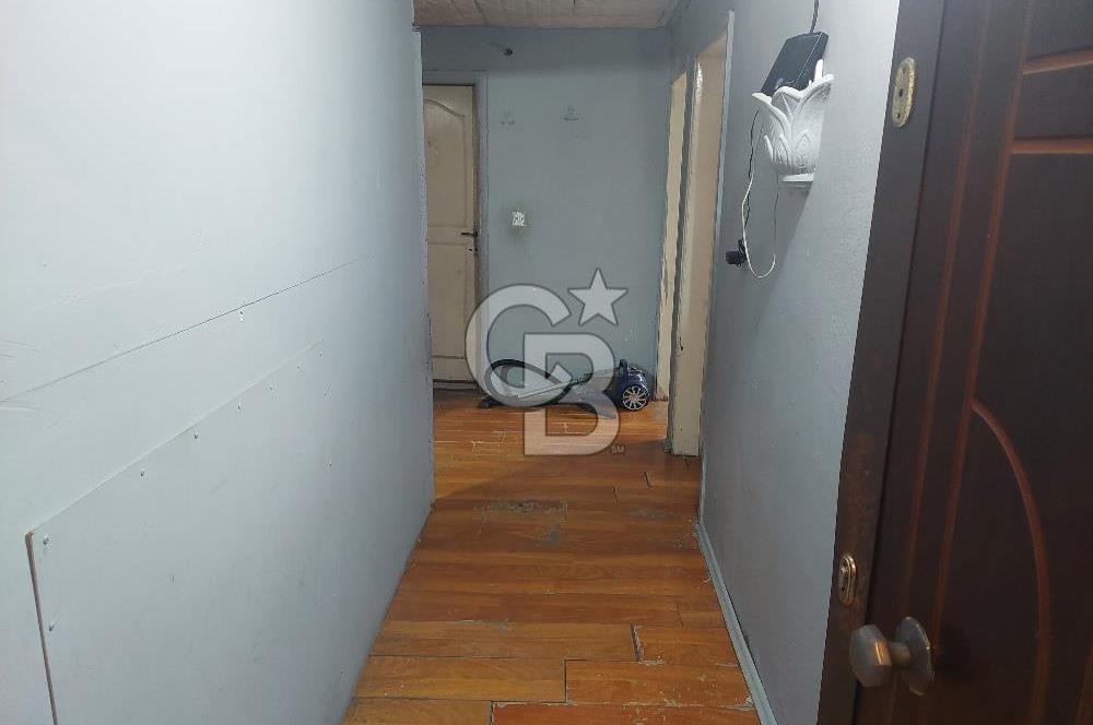 Ümraniye Cemil Meriç mah kiralık 2+1 daire müstakil ev bahçeli