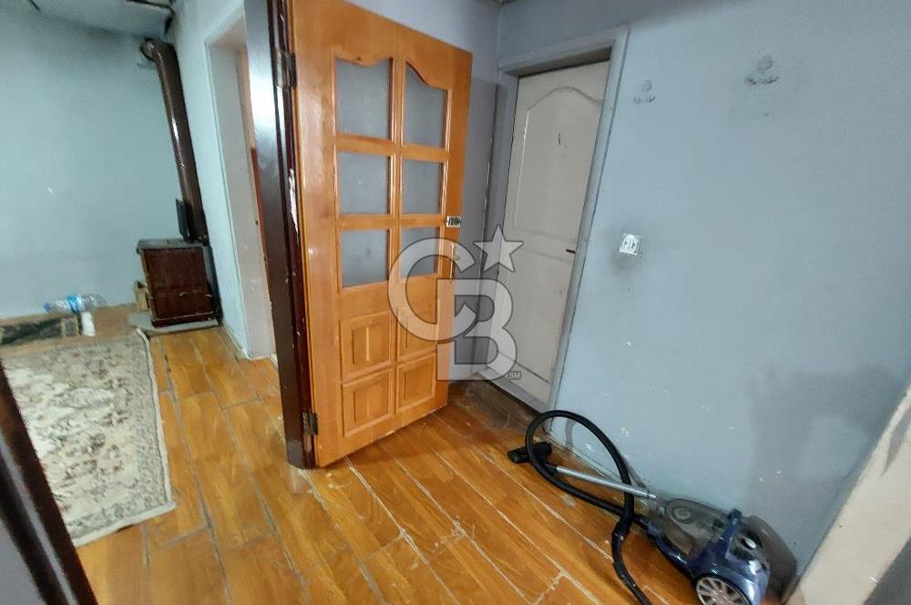 Ümraniye Cemil Meriç mah kiralık 2+1 daire müstakil ev bahçeli