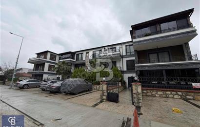 Başiskele Sahile 200 Metre Mesafede, Geniş 3+1 Satılık Daire