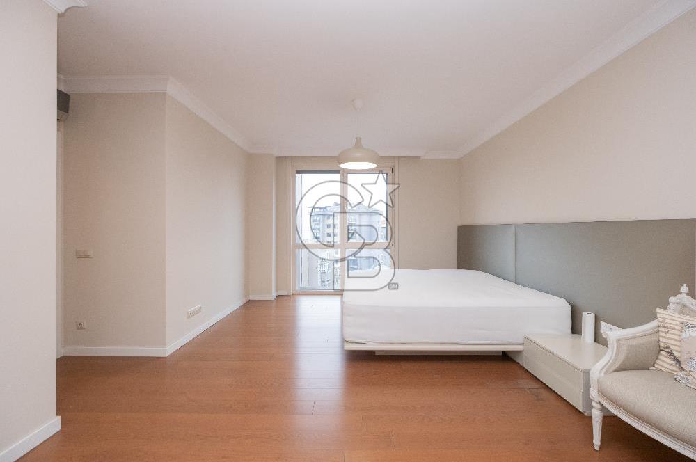Fenerbahçe Kardelen Residenceta Katta Tek 4+1 Net 175 m² Daire