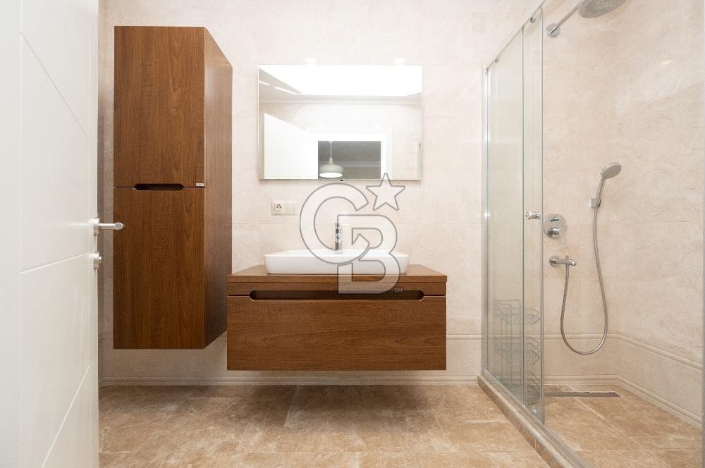 Fenerbahçe Kardelen Residenceta Katta Tek 4+1 Net 175 m² Daire