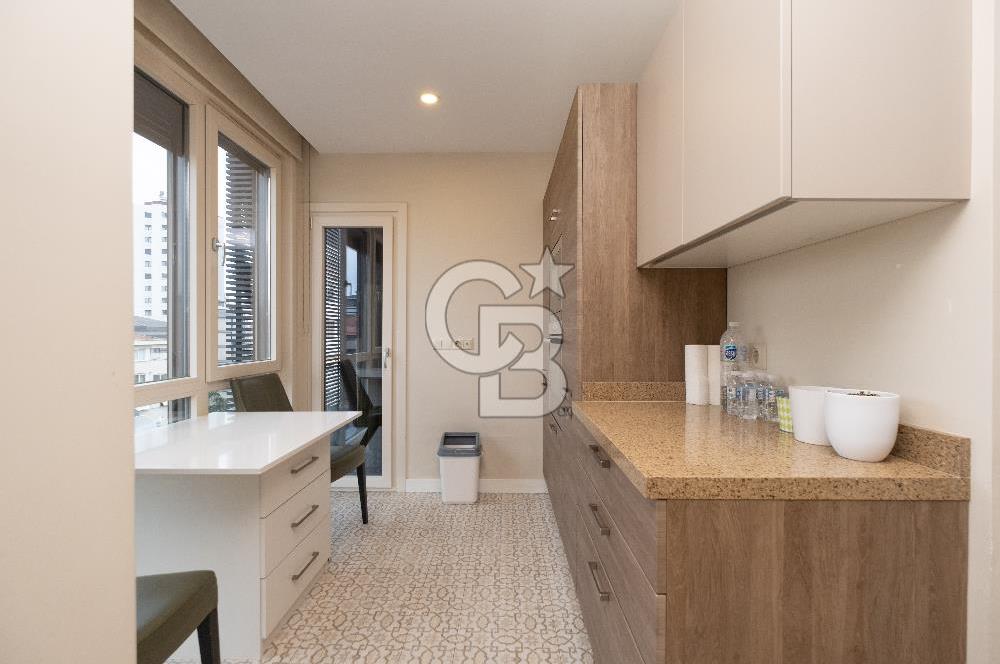 Fenerbahçe Kardelen Residenceta Katta Tek 4+1 Net 175 m² Daire