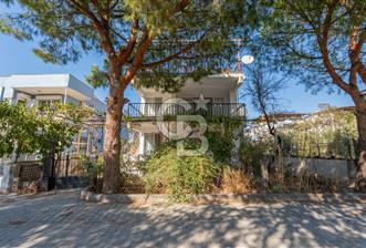 ALİAĞA ŞAKRANDA PARK MANZARALI BAHÇE KATI SATILIK 2+1 - 1 - 330755