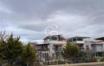  FOÇA GENCELLİDE 225 MT2 SATILIK 3+1 VİLLA