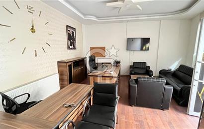 Çiğli Yenimahalle‘de ana yola 70 metre yakınlıkta büro malzemeli kiralık dükkan