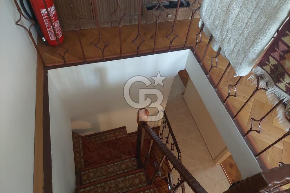 Pendik Bahçelievler Mah 230 m2 net satılık 5+2 dubleks daire