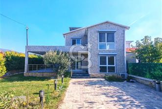 BUCA KAYNAKLAR'DA 265 m2 ARSA İÇERİSİNDE MÜSTAKİL DUBLEKS EV - 1 - 330736