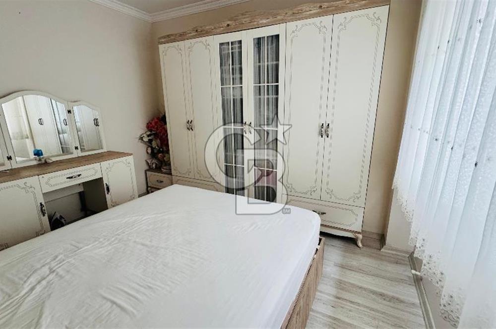 Foça Kazım Dirik Mah. Eşyalı Kiralık 3+1 Kapalı Mutfaklı Daire
