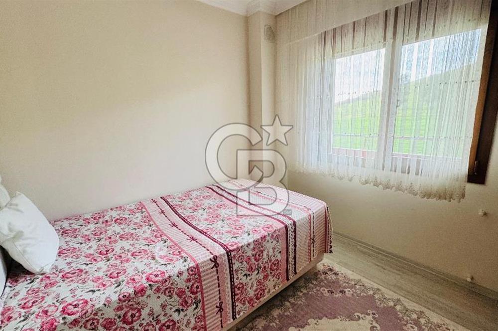 Foça Kazım Dirik Mah. Eşyalı Kiralık 3+1 Kapalı Mutfaklı Daire