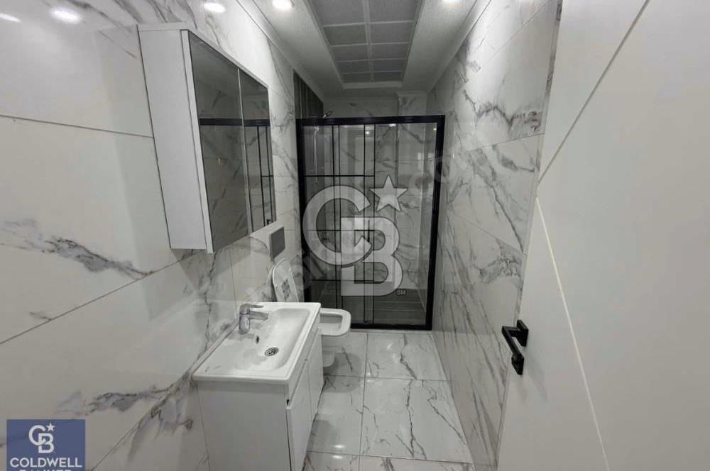 Başiskele Sahile 200 Metre Mesafede, Geniş 3+1 Satılık Daire