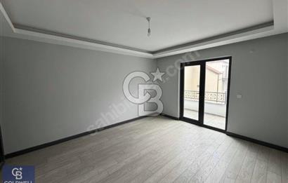 Başiskele Sahile 200 Metre Mesafede, Geniş 3+1 Satılık Daire