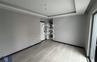 Başiskele Sahile 200 Metre Mesafede, Geniş 3+1 Satılık Daire