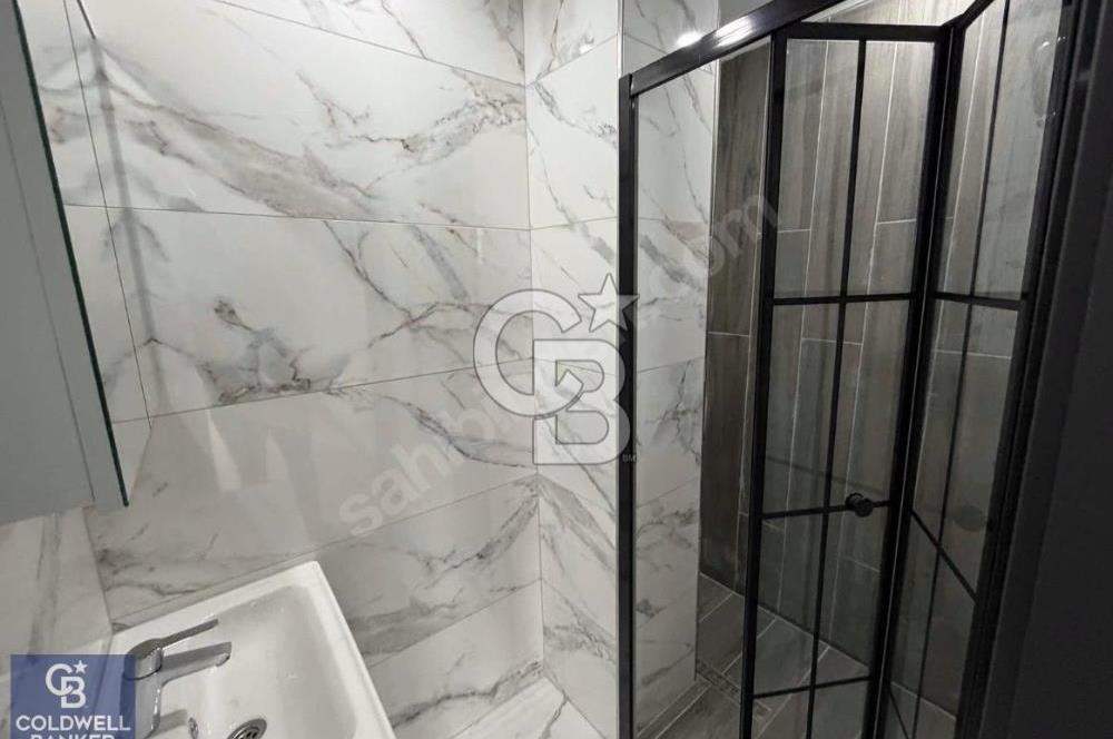 Başiskele Sahile 200 Metre Mesafede, Geniş 3+1 Satılık Daire