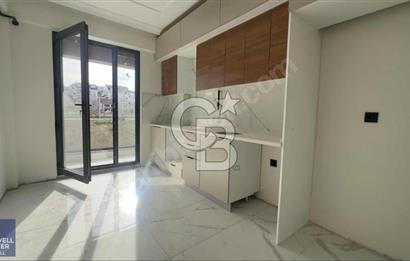 CB MAHALL'DEN MERKEZDE DENİZ MANZARALI 3+1 ÇATI DUBLEKS DAİRE