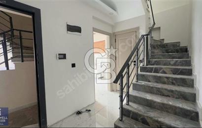 CB MAHALL'DEN MERKEZDE DENİZ MANZARALI 3+1 ÇATI DUBLEKS DAİRE