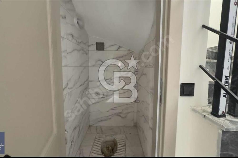 CB MAHALL'DEN MERKEZDE DENİZ MANZARALI 3+1 ÇATI DUBLEKS DAİRE