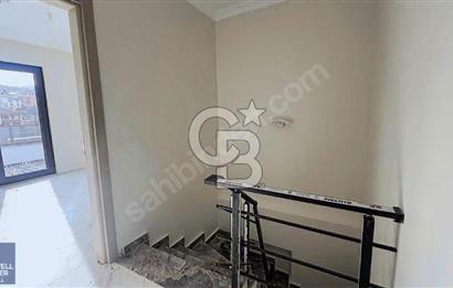 CB MAHALL'DEN MERKEZDE DENİZ MANZARALI 3+1 ÇATI DUBLEKS DAİRE